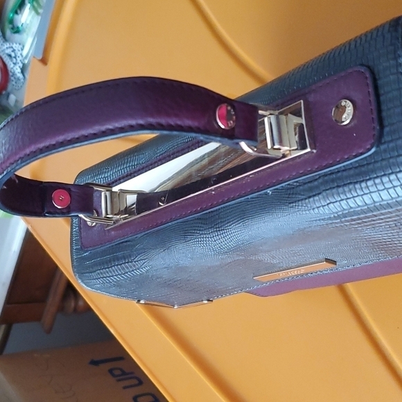 Beautiful! ~ London Dune ~ Purse ~ Optional Shoulder Strap - Picture 15 of 15